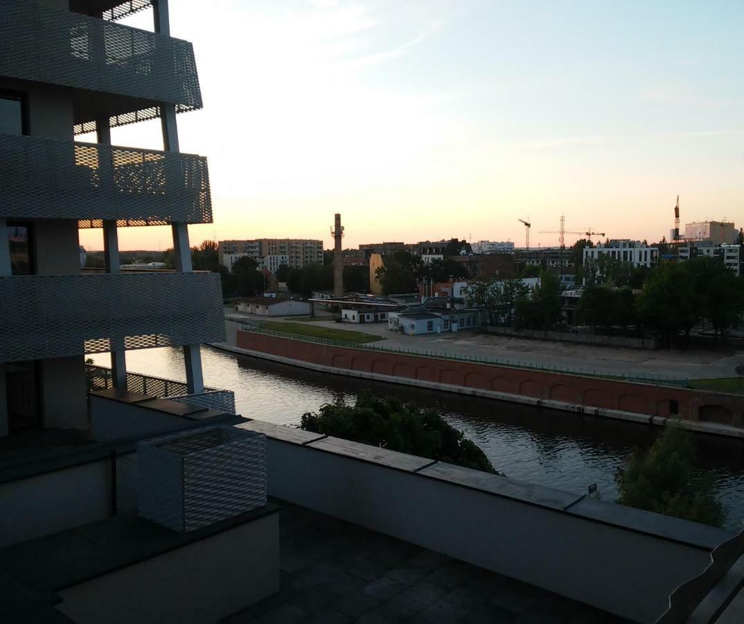 Intelliparts Lägenhet Wrocław Exteriör bild